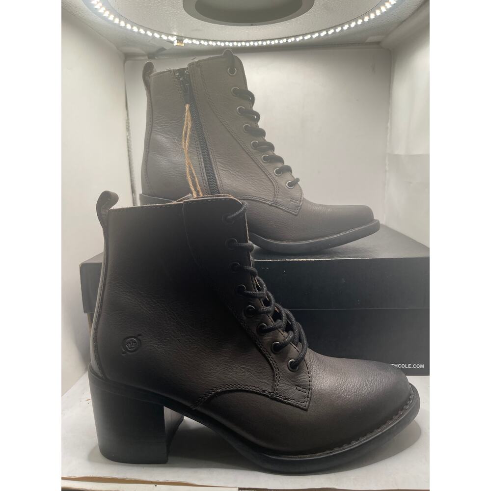 Born Huntley Combat Boot (Women) Size 8M